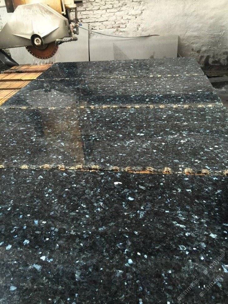 emerald pearl granite